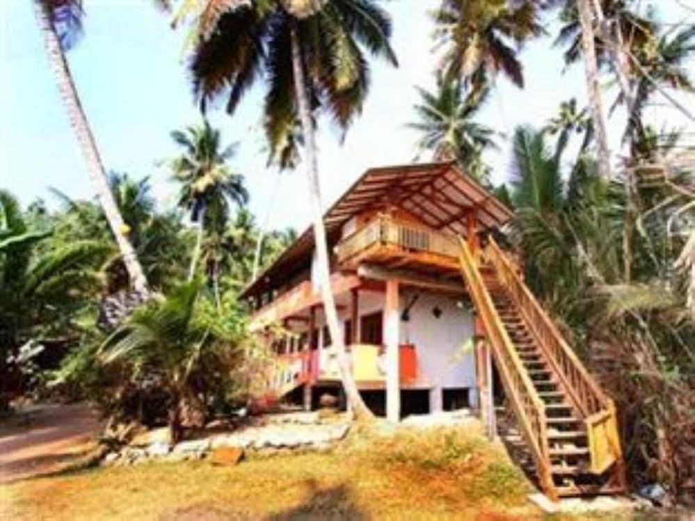 Talaramba Dinu'S Resort المظهر الخارجي الصورة