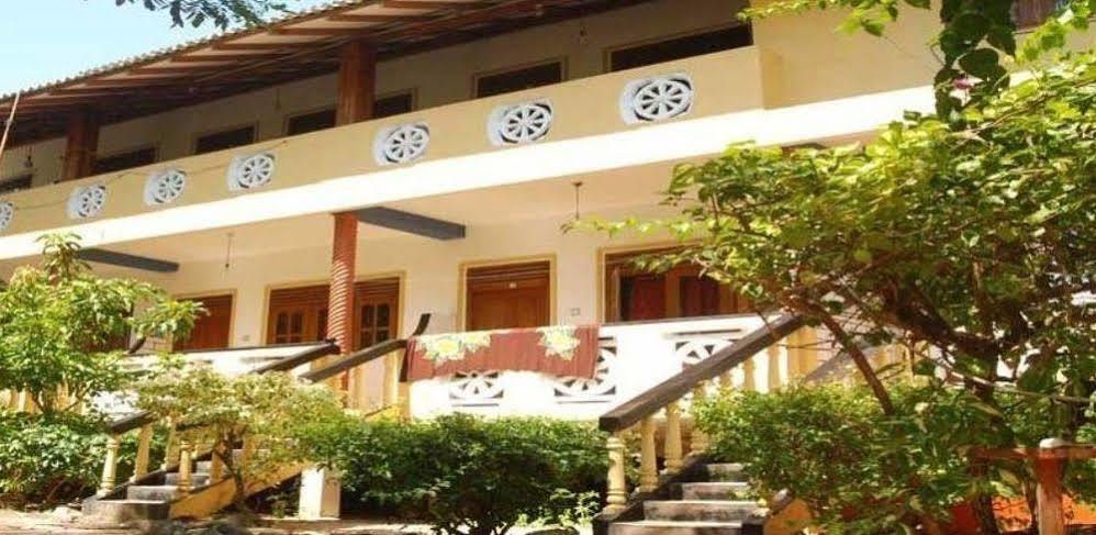 Talaramba Dinu'S Resort المظهر الخارجي الصورة